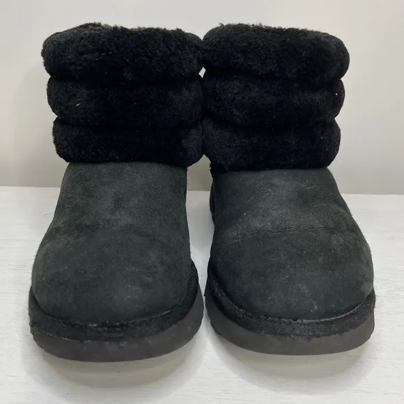 UGG Fluff Mini Quilted Bootie Sz 38 EU, US 7.5