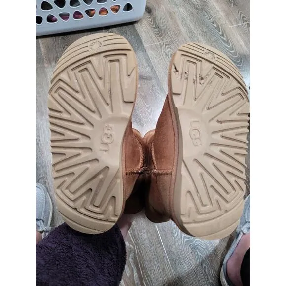 Ugg Girls Bailey Button II Boots Toddler Girls size 12 #4