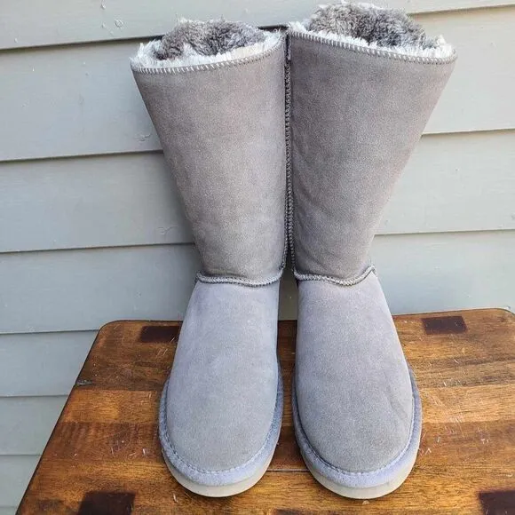 UGG Gray Suede Cream Shearling Bailey Boots Size 9