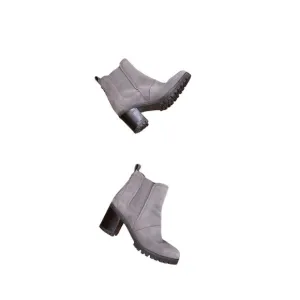 UGG Hazel Waterproof Suede Chelsea Boot Size 9