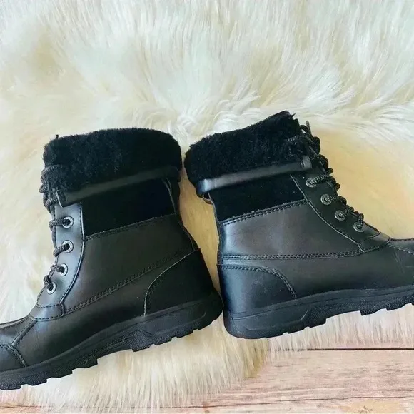 UGG Kids Butte li Boots Shoes Tall Leather Waterproof Boots Sz 4