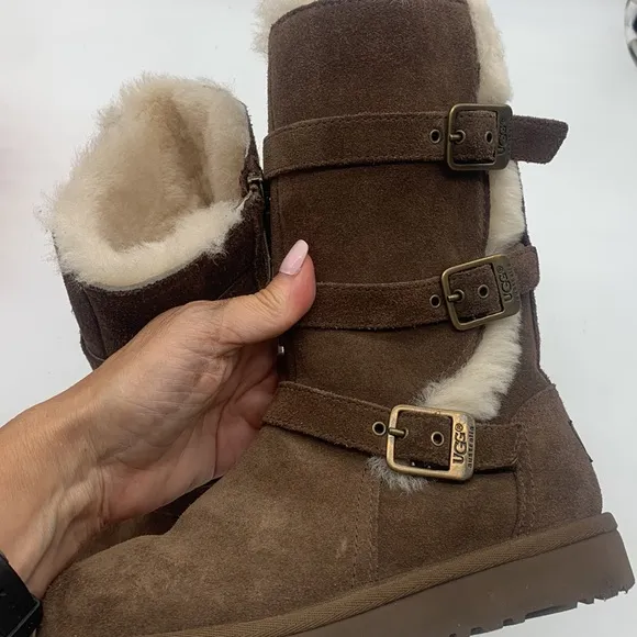 UGG kids suede brown shearling warm winter boots style 1001520 size 1 WRB4076A