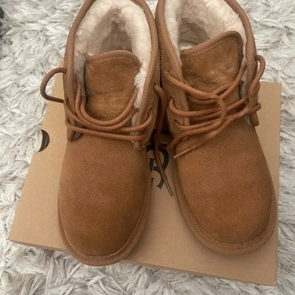 UGG Kids Tan Boots K Neumel ll
