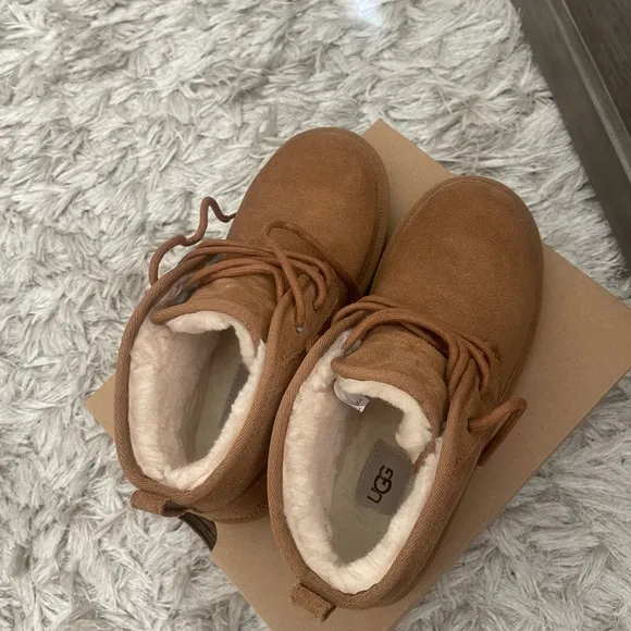UGG Kids Tan Boots K Neumel ll