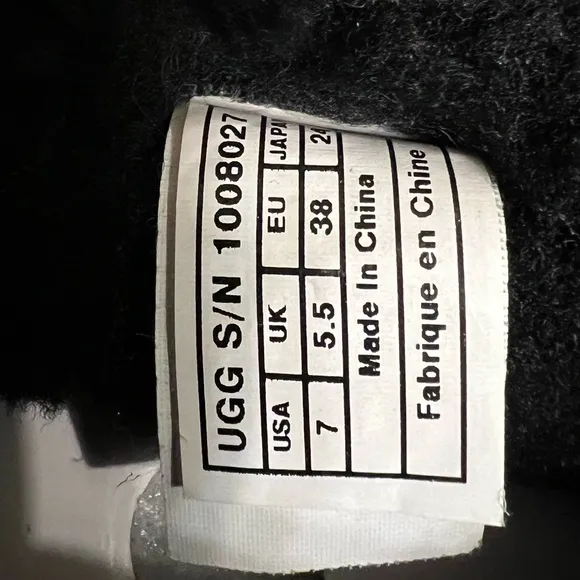 UGG Michaela Black winter Boots women’s sz 7