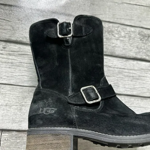 Ugg Suede Boots