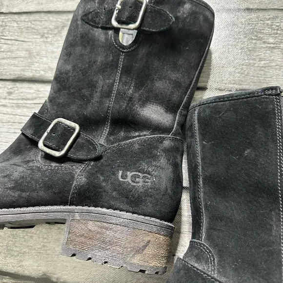 Ugg Suede Boots