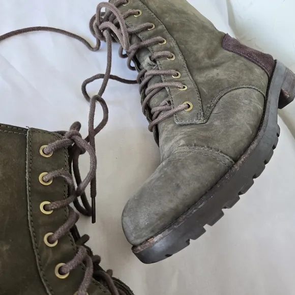 UGG Suede Green Brown Lace Up Kilmer Boots