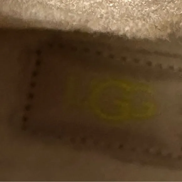 UGG sz 7 NWB classic mini clear pixelate ankle‎ boots