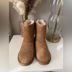 Ugg Tan Quilted Boots