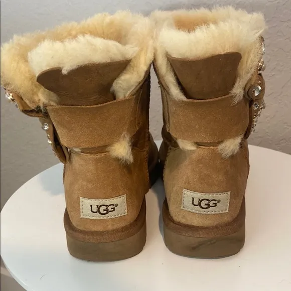 UGG Tan Winter Boots with Cream Fur Lining