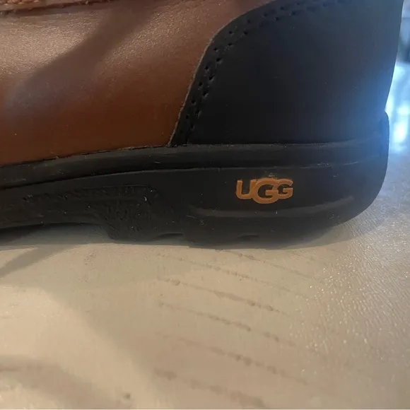UGG Waterproof Fur-Lined Winter Boots – Toddler Size 8K