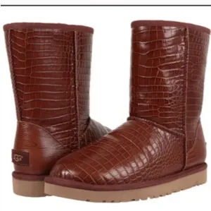 UGG Women's 5 Classic Short Crocodile Embossed Red/Brown Leather Boots