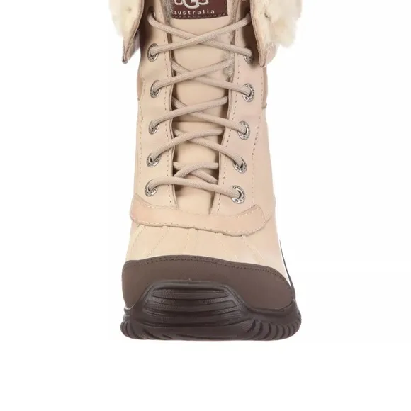 UGG Women's Beige and Brown Winter Boots