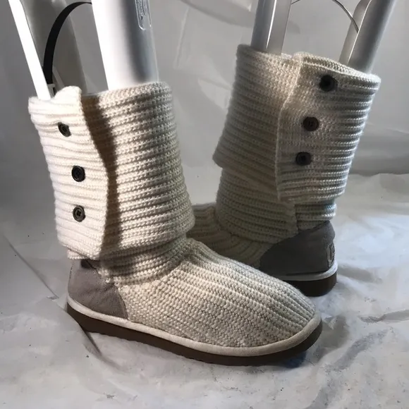 UGG Women’s Classic Cardy Cream Knit Adjustable Winter Shearling Insole Boots