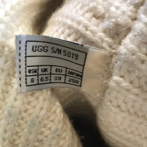 UGG Women’s Classic Cardy Cream Knit Adjustable Winter Shearling Insole Boots