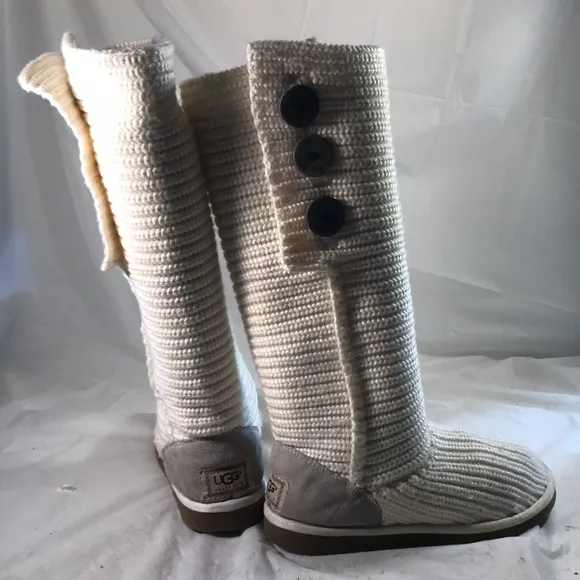 UGG Women’s Classic Cardy Cream Knit Adjustable Winter Shearling Insole Boots
