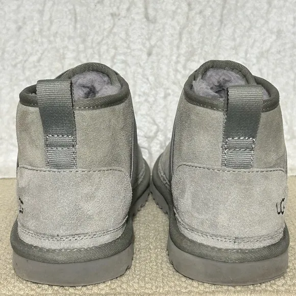 Ugg Womens Graphic Grey Neumel ll Suede SlipOn Chukka Ankle Boots Shoes SZ 8