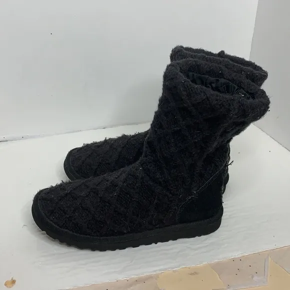 UGG Women's Lattice Cardy knit boots