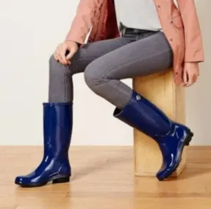 UGG Women's Navy Blue Shaye Glossy Waterproof Rubber Rain Boots Size 6