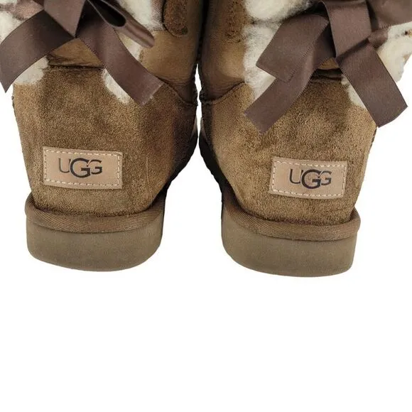 UGG Australia Bailey Bow II Leather Boots 8 Chestnut Shearling Lined 1016225