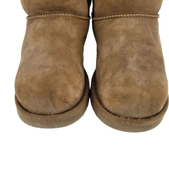 UGG Australia Bailey Bow II Leather Boots 8 Chestnut Shearling Lined 1016225