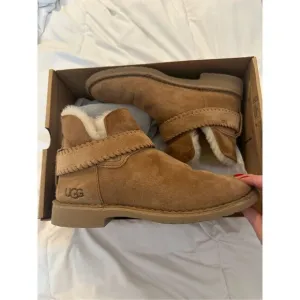 UGG Womens McKay Ankle Bootie Boots Chestnut Brown Size 7.5