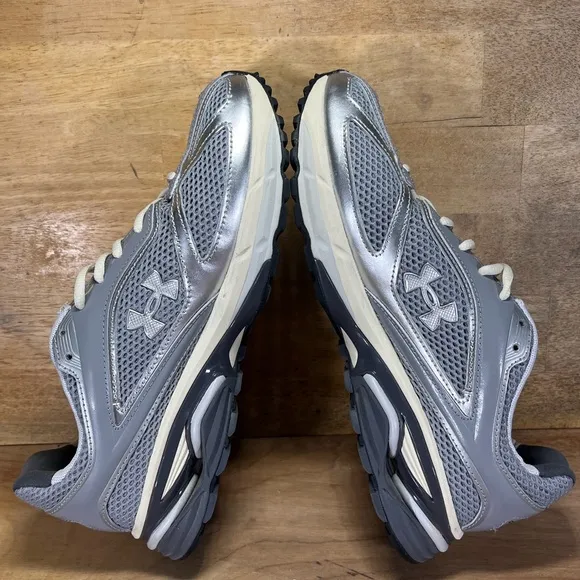 Under Armour Apparition Womens Size 10.5 Running Shoes Sneakers Steel Ivory Dune