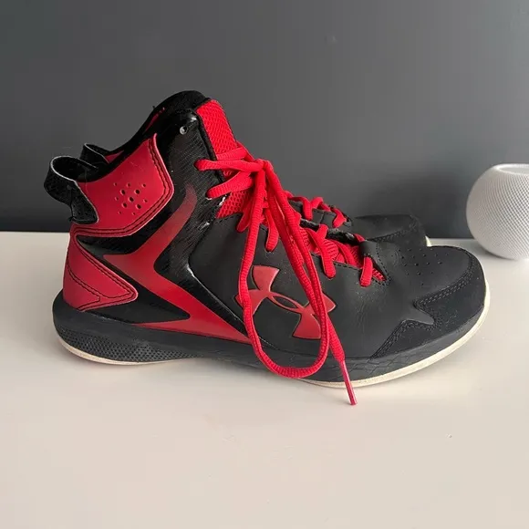 Under Armour Black and Red Lockdown Low-Back Basketball Shoes