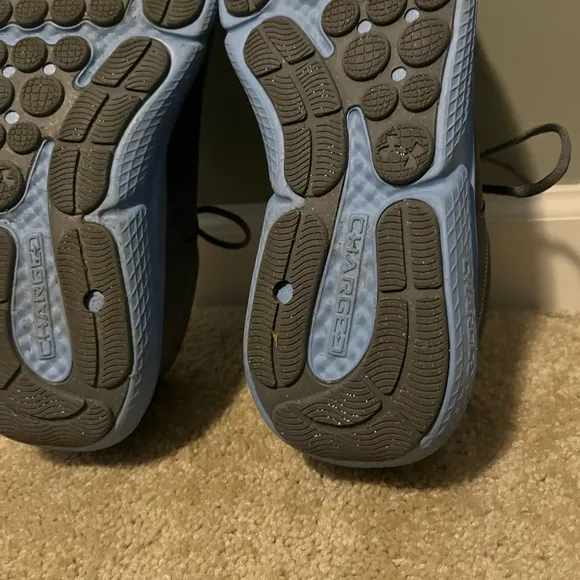 Under Armour Charged Assert 10 Men’s Sneakers