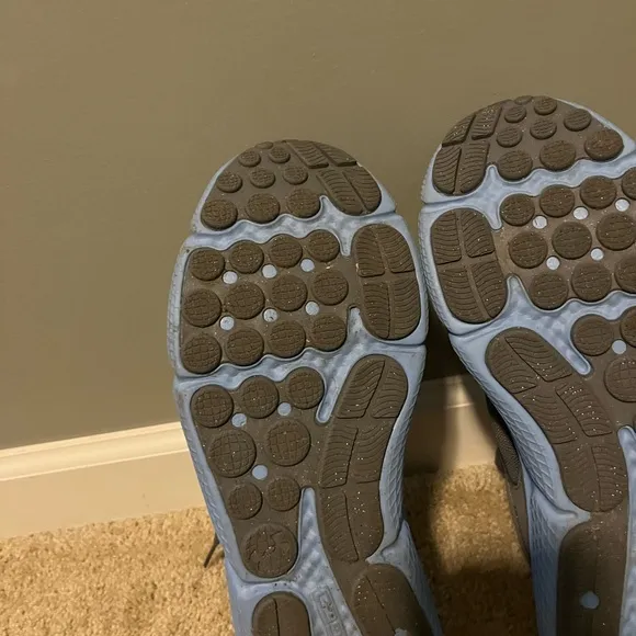 Under Armour Charged Assert 10 Men’s Sneakers