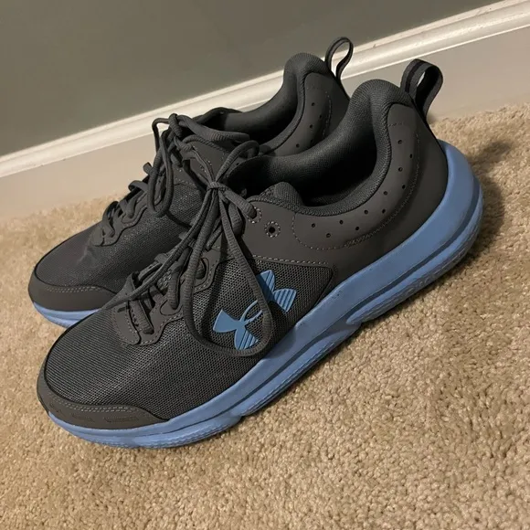 Under Armour Charged Assert 10 Men’s Sneakers
