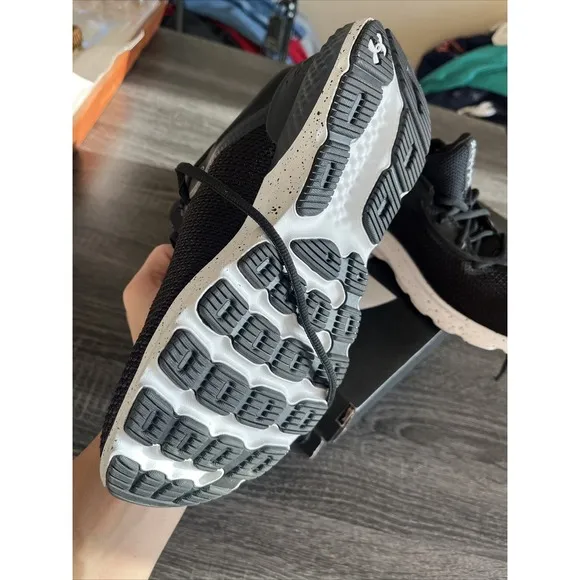 Under Armour Charged Maven Trail Mens Shoes 8 Trek Low‎ Black Hiking Running