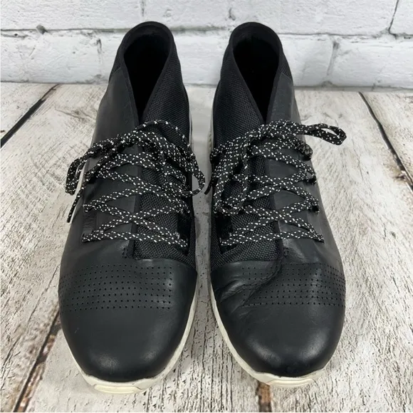 Under Armour Mens Veloce Chukka Leather Sneaker Size 10.5