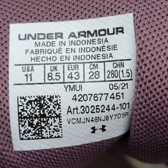 Under Armour Women's Size 11 UA Charged Pursuit 2 Sneakers Shoes 3025244 101 New