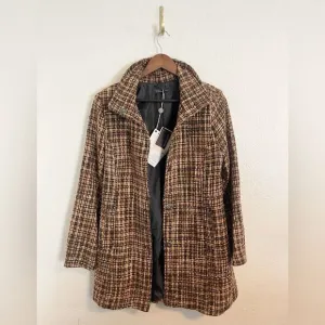 Vanessa Scott Made in Italy, brown tweed Plaid Women's Coat - Brown. NWT medium