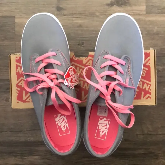 Vans Atwood Gray Pink Canvas Shoes size Missy 5