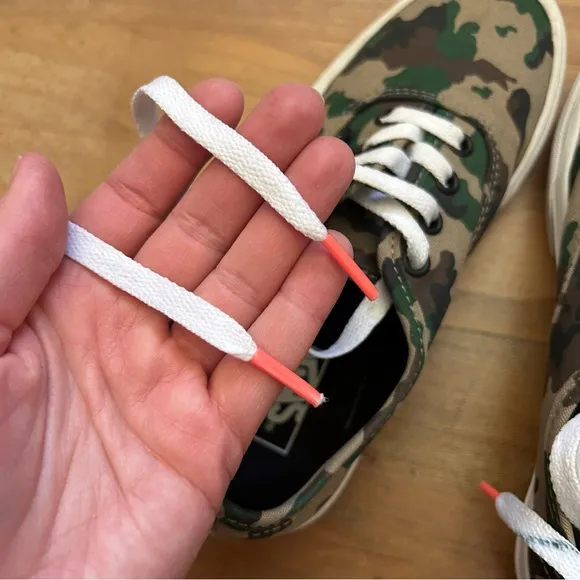 Vans Authentic Camo Kid Sneakers