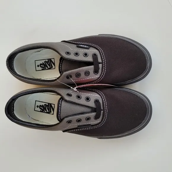 Vans Canvas Black Gray Skater Low Top Lace Shoes Youth Sz 1.5
