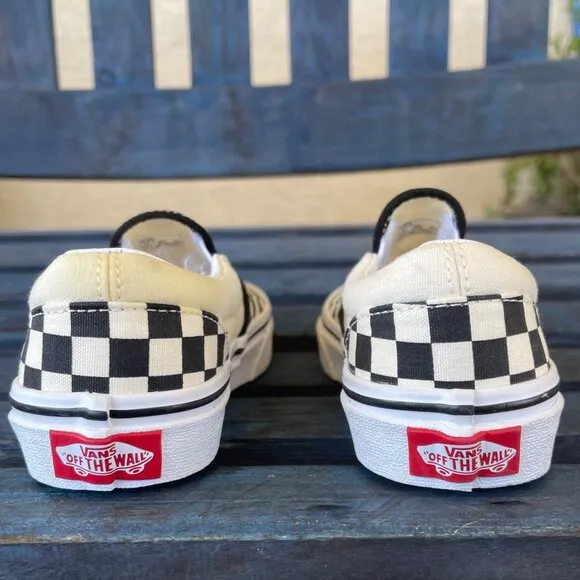 Vans Classic Kids Slip-On Checkerboard Skate Shoe White/ Black Size 13 Cushioned