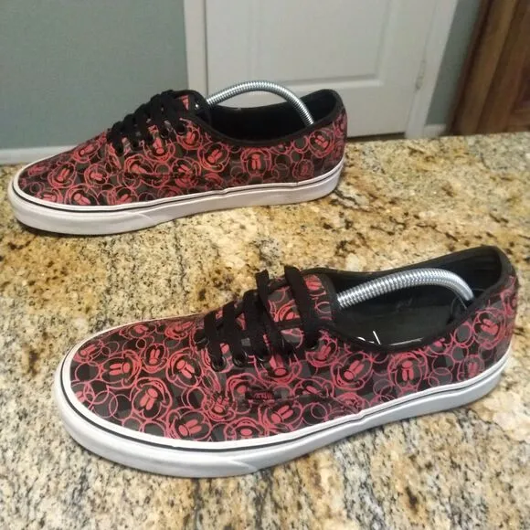 VANS Disney Mickey Mouse Skate Shoes Red Black All Over Print Canvas Men's Sz 11