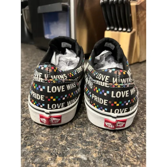 Vans Doheny Lowtop 2022 Pride Love Wins Mens 10