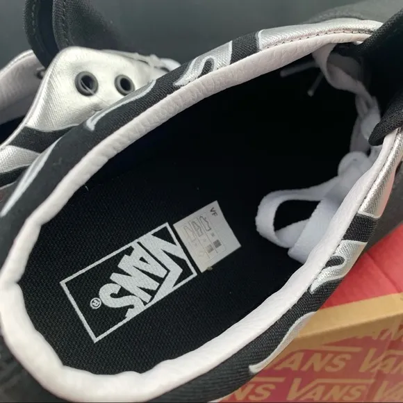 Vans Era Silver Metallic Flame 8.5 Womens / 7 Youth