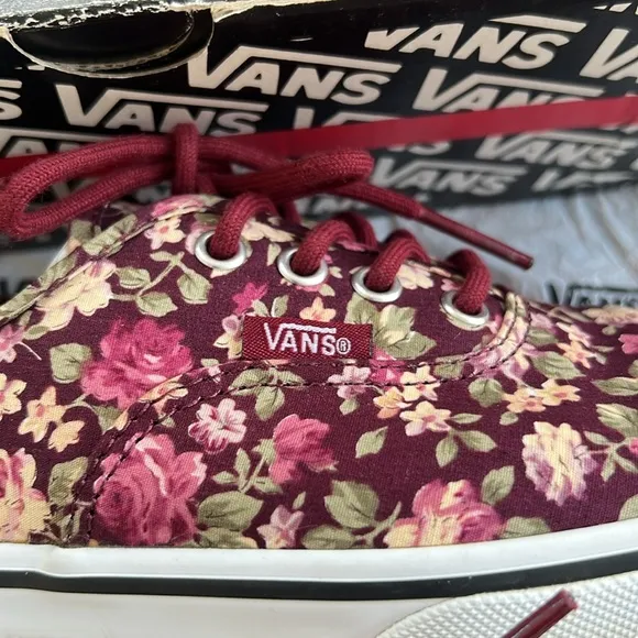 VANS FLORAL SNEAKERS