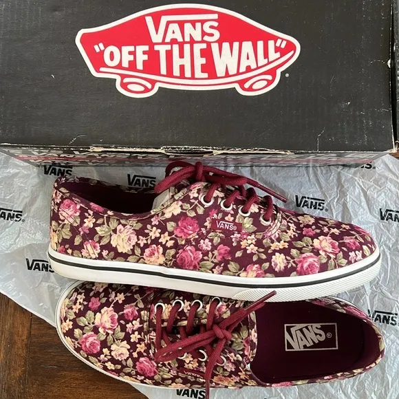 VANS FLORAL SNEAKERS