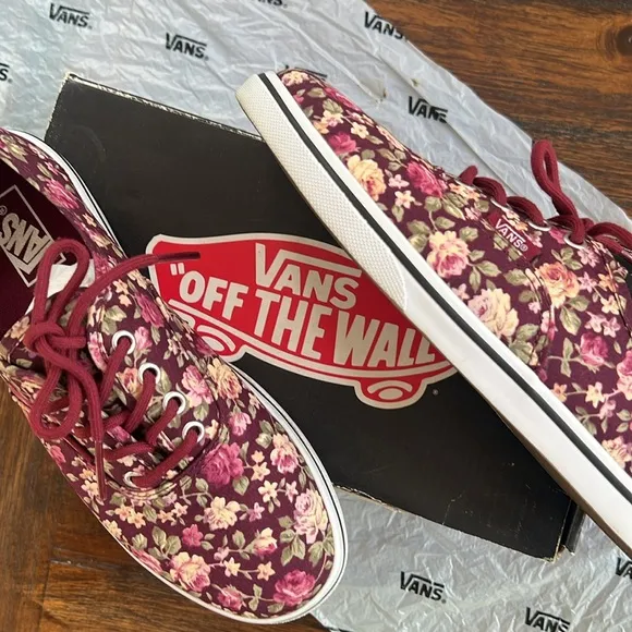 VANS FLORAL SNEAKERS