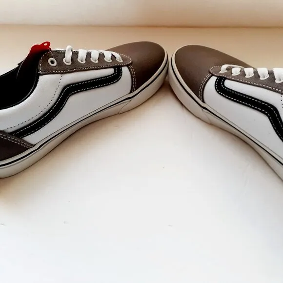 Vans Kids Shoes Skate Black Gray Lace Up Ward Boys Girls Unisex 5 Youth New