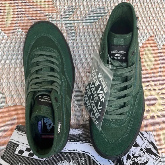 Vans Men’s Crockett HighDark Green/BlackVN0A5JIG3MZsneakers