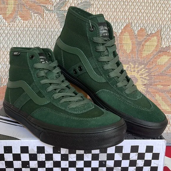 Vans Men’s Crockett HighDark Green/BlackVN0A5JIG3MZsneakers