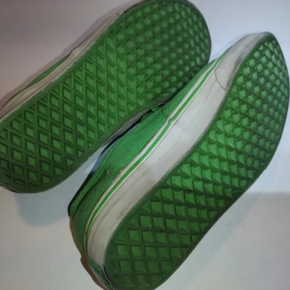 VANS OFF THE WALL BRIGHT NEON LIME GREEN SNEAKERS IN A VERY RARE GREEN COLORWAY